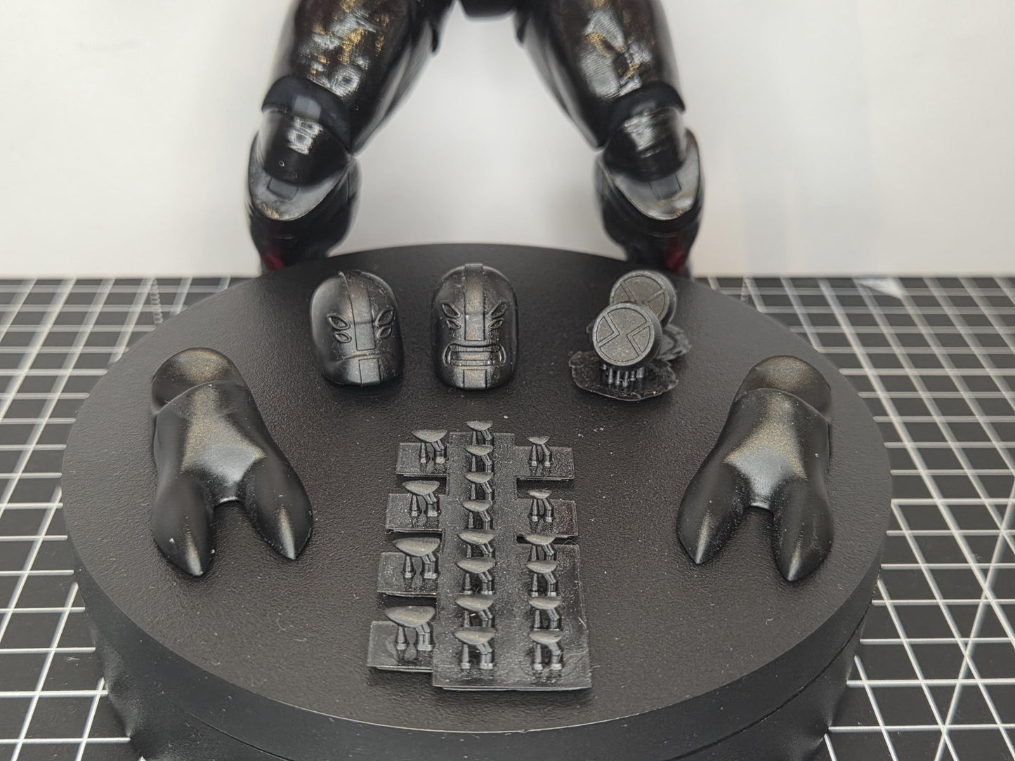 Alien Four Armed UNPAINTED* kit for Marvel Legends hulk