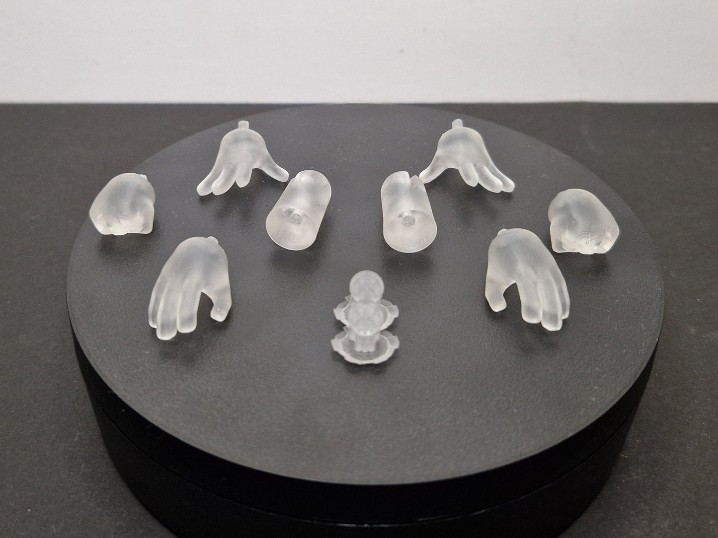 Alien Heat UNPAINTED* arm kit for Marvel Legends