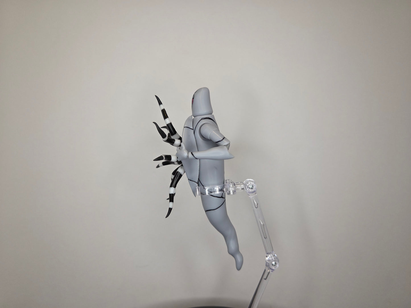 PRESALE GhostlyFreak Ghost Alien 1:12 3D Printed Custom Figure