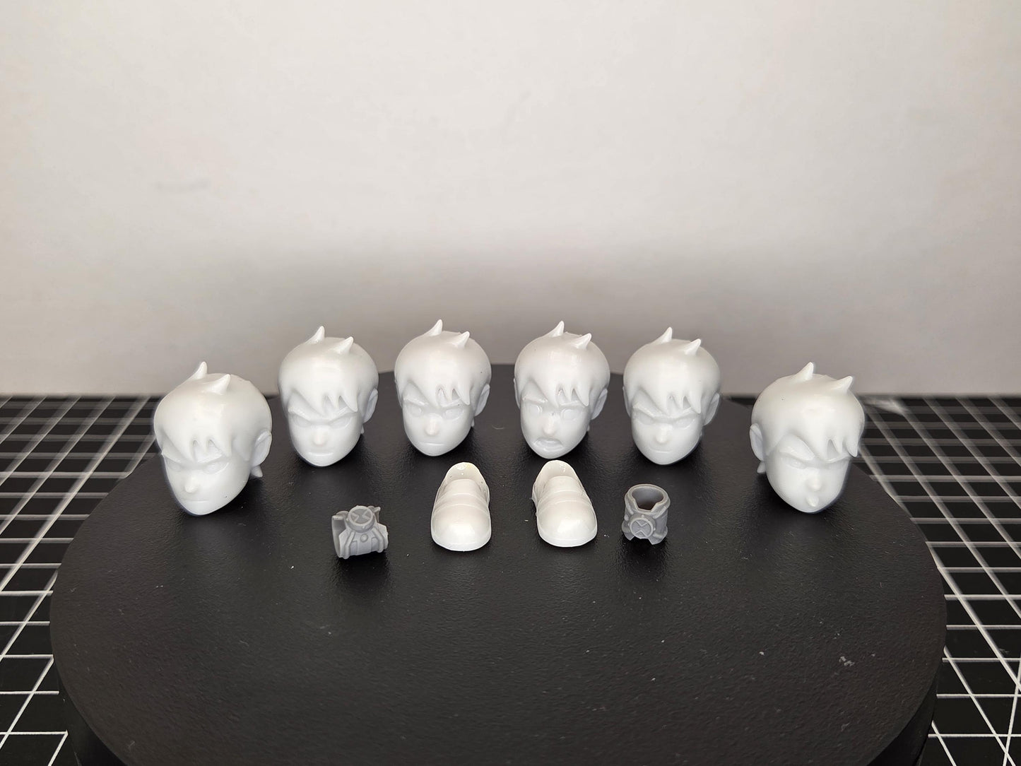 10 Year old kid who could be named Ben UNPAINTED*  kit for black series omega