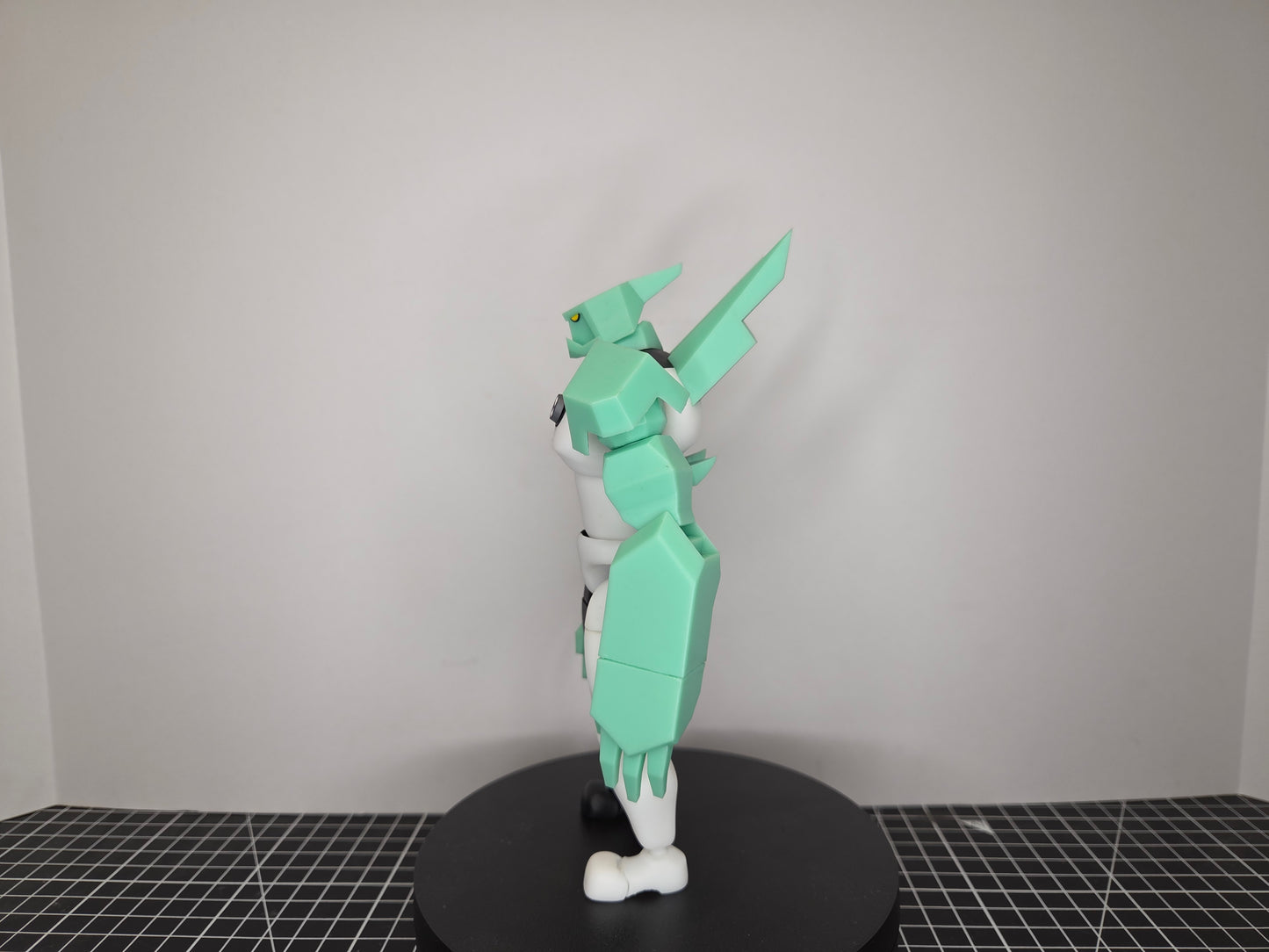 PRESALE MoisaniteHead Alien 3D Printed Custom Figure